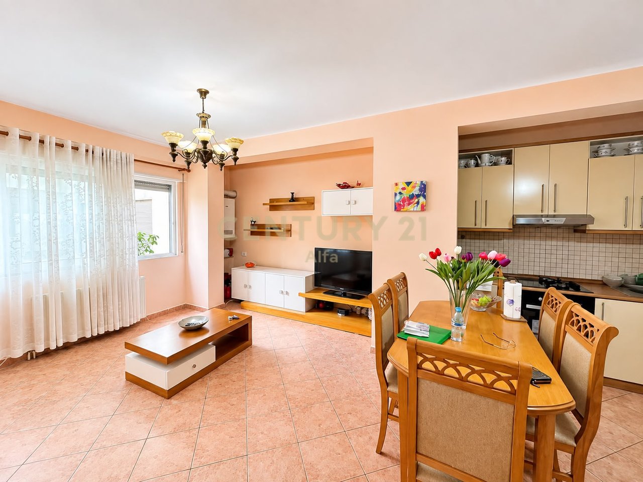Apartament 2+1 per Shitje tek Komuna e Parisit!