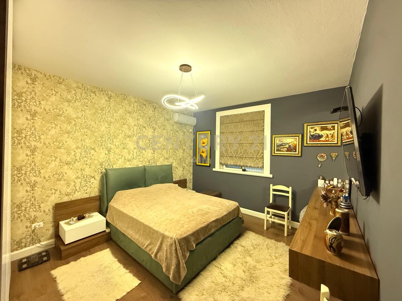 SHITET APARTAMENT 2+1 I MOBILUAR – PËRBALLË DELIJORGJIT !