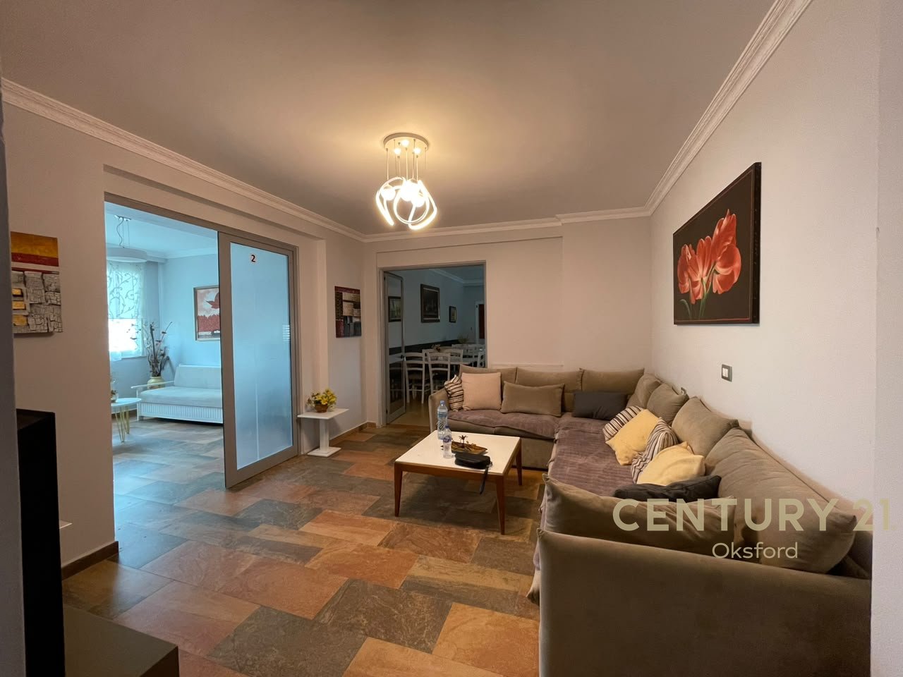 VICINO A SELVIS IN VIA SIRI KODRA, VENDITA DI 2 APPARTAMENTI 3+1+2 E APPARTAMENTO 1+1