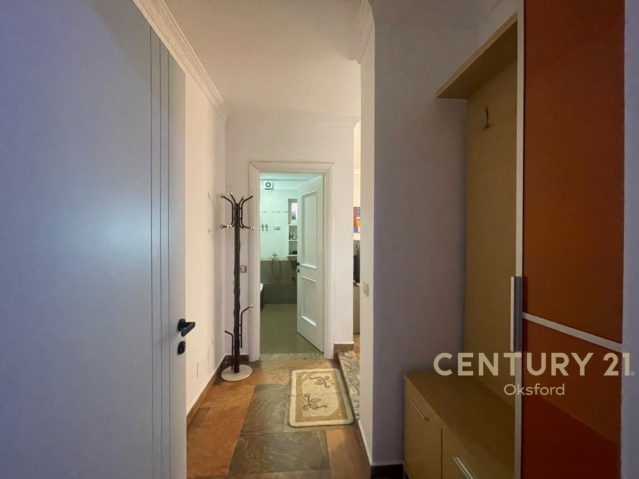 VICINO A SELVIS IN VIA SIRI KODRA, VENDITA DI 2 APPARTAMENTI 3+1+2 E APPARTAMENTO 1+1