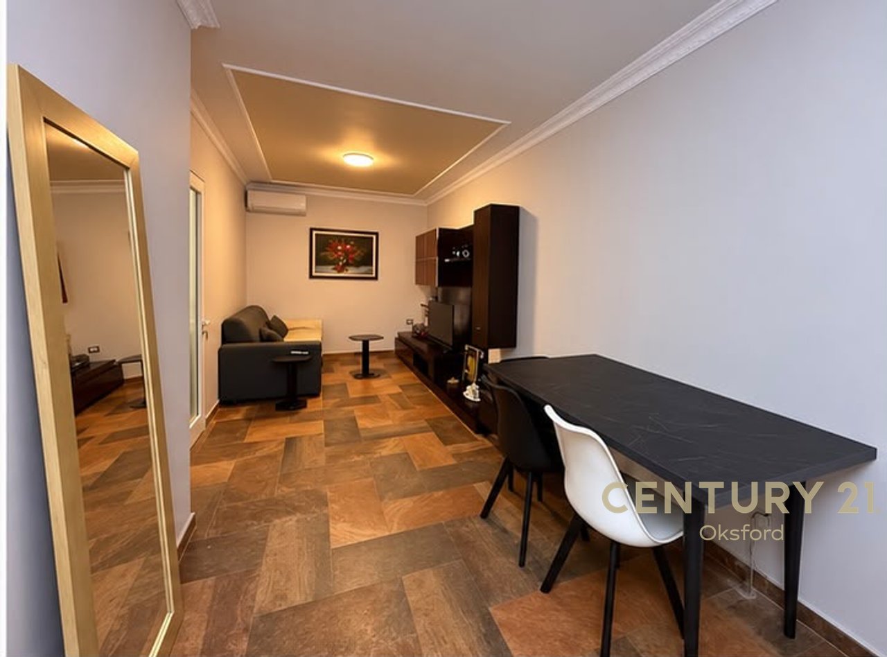 VICINO A SELVIS IN VIA SIRI KODRA, VENDITA DI 2 APPARTAMENTI 3+1+2 E APPARTAMENTO 1+1