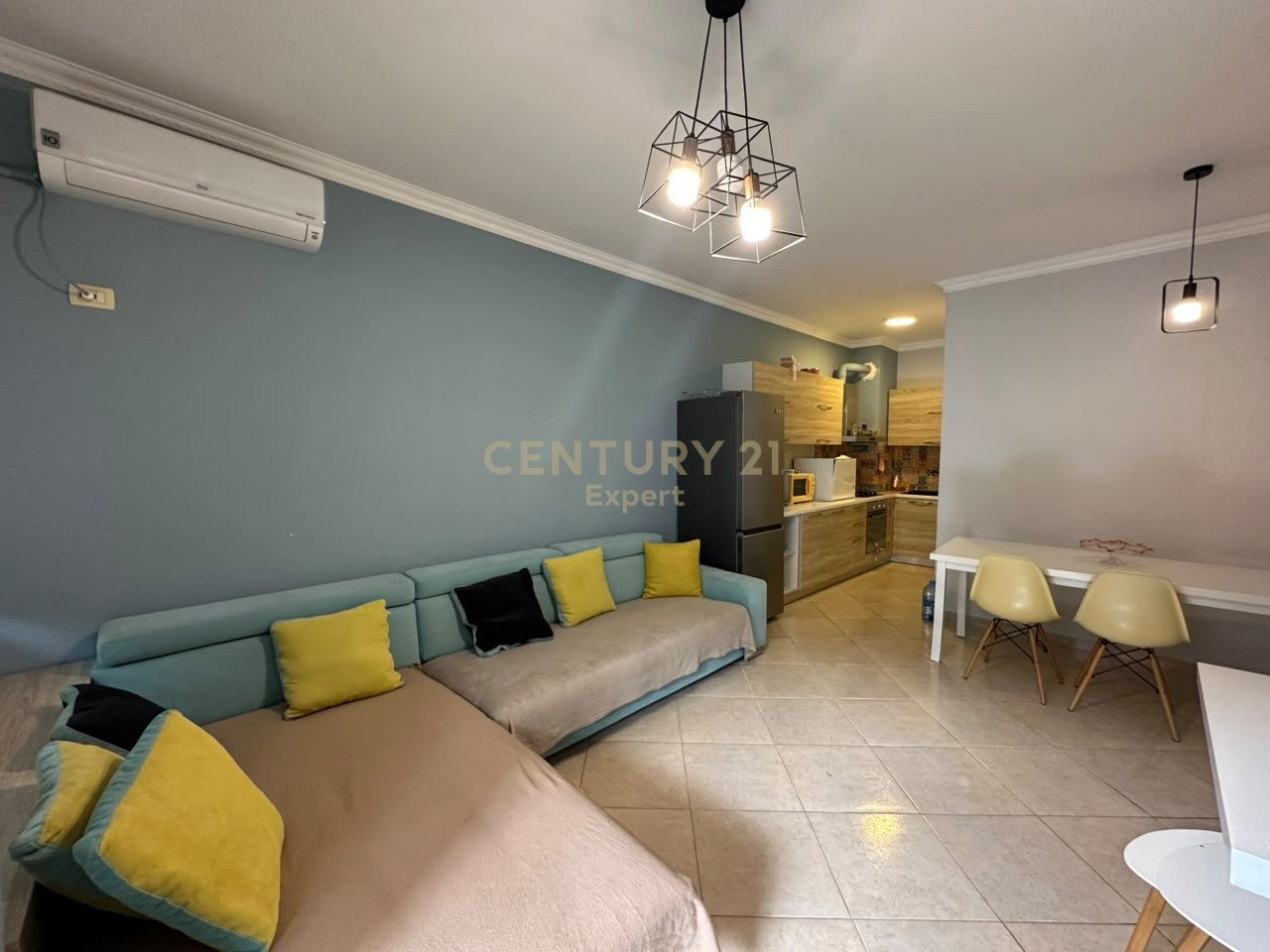 2+1 APARTMENT FOR RENT IN YZBERISH