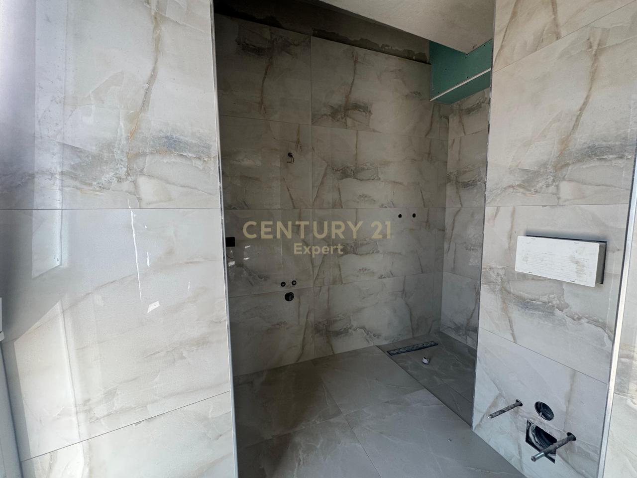 We sell studio apartments in Qyteti Studenti