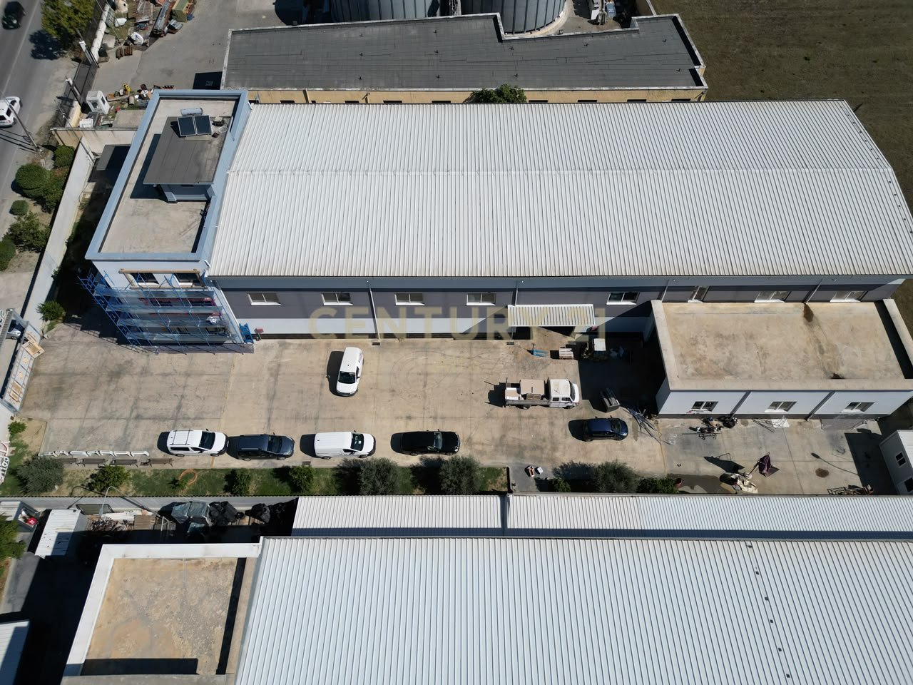 🏢 KAPANON INDUSTRIAL &amp; ZYRA ME QIRA | AKSI VORË–FUSHË KRUJË!