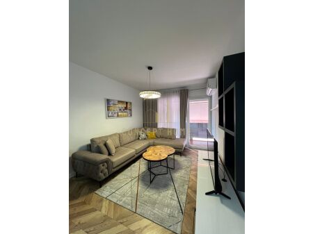 In affitto 2+1+2 a Jordan Misja