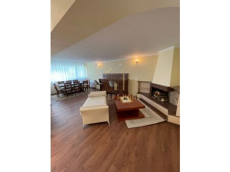 Jepet me qira Apartament 2+1+2 +Kuzhine , Bllok