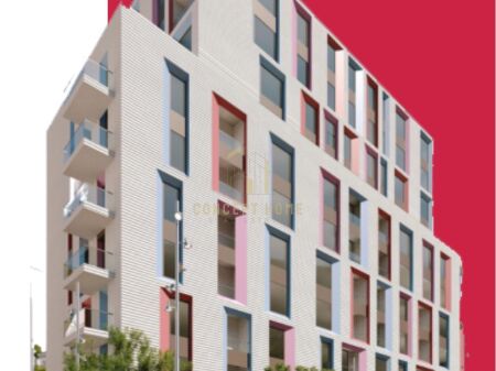 Apartment 2+1+2 for sale at Komuna e Parisit