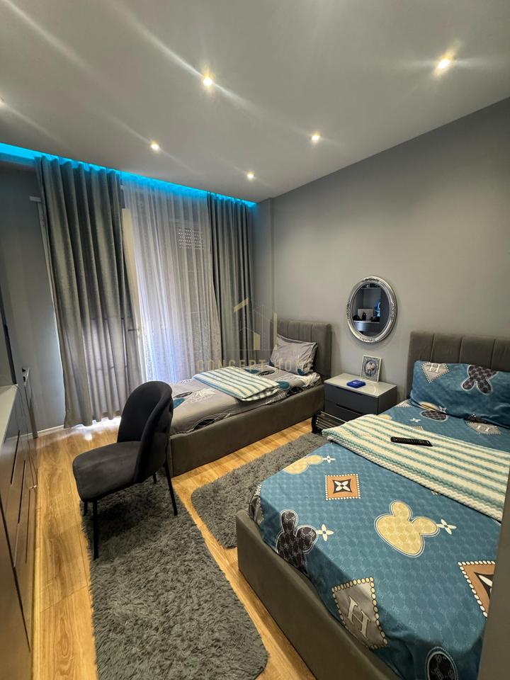 Apartment 2+1+2 for rent in Kamez.