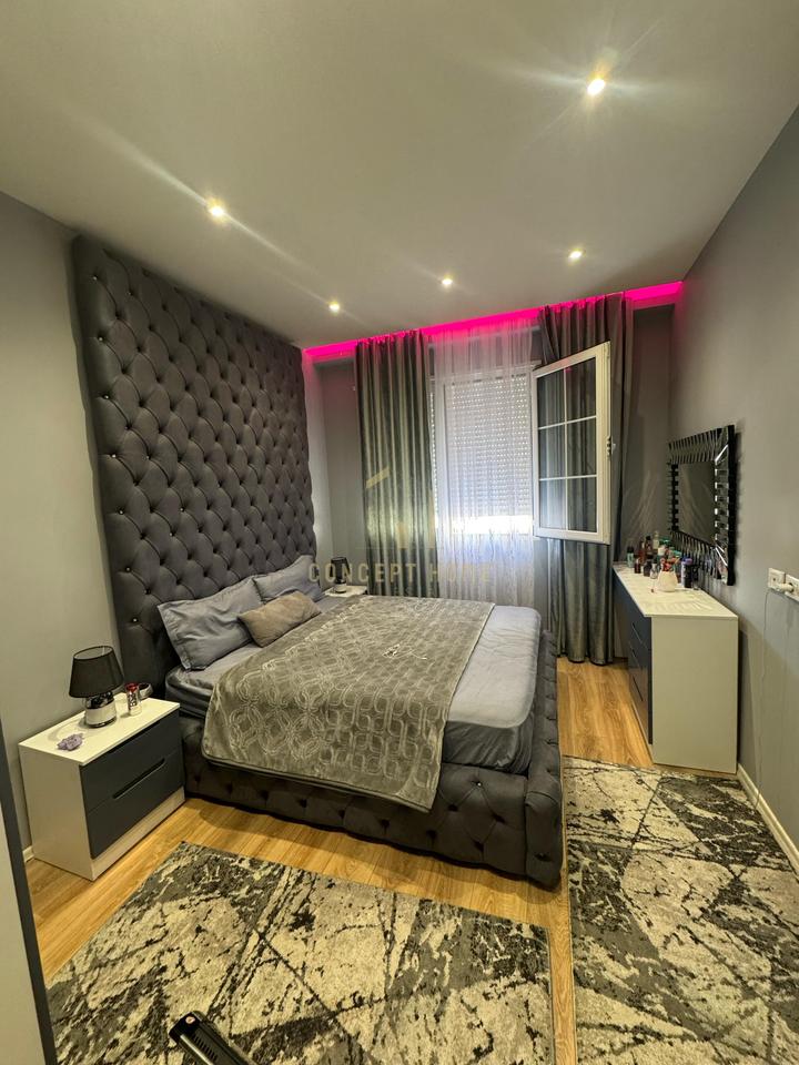 Apartment 2+1+2 for rent in Kamez.