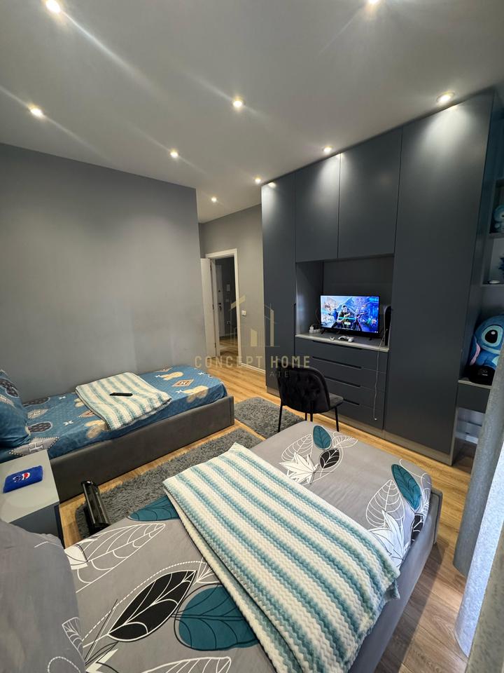 Apartment 2+1+2 for rent in Kamez.
