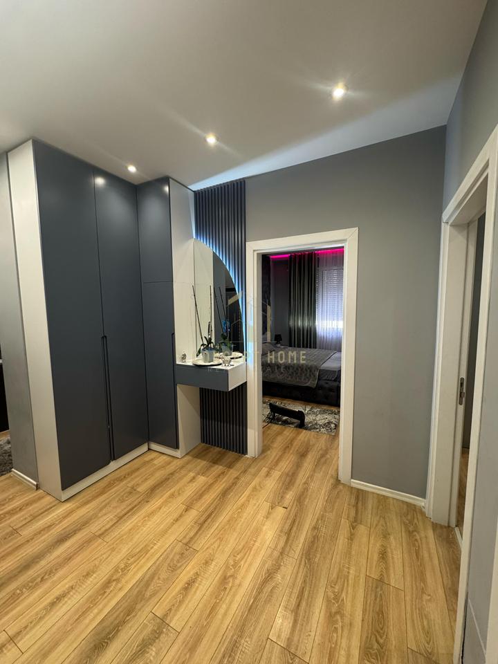 Apartment 2+1+2 for rent in Kamez.