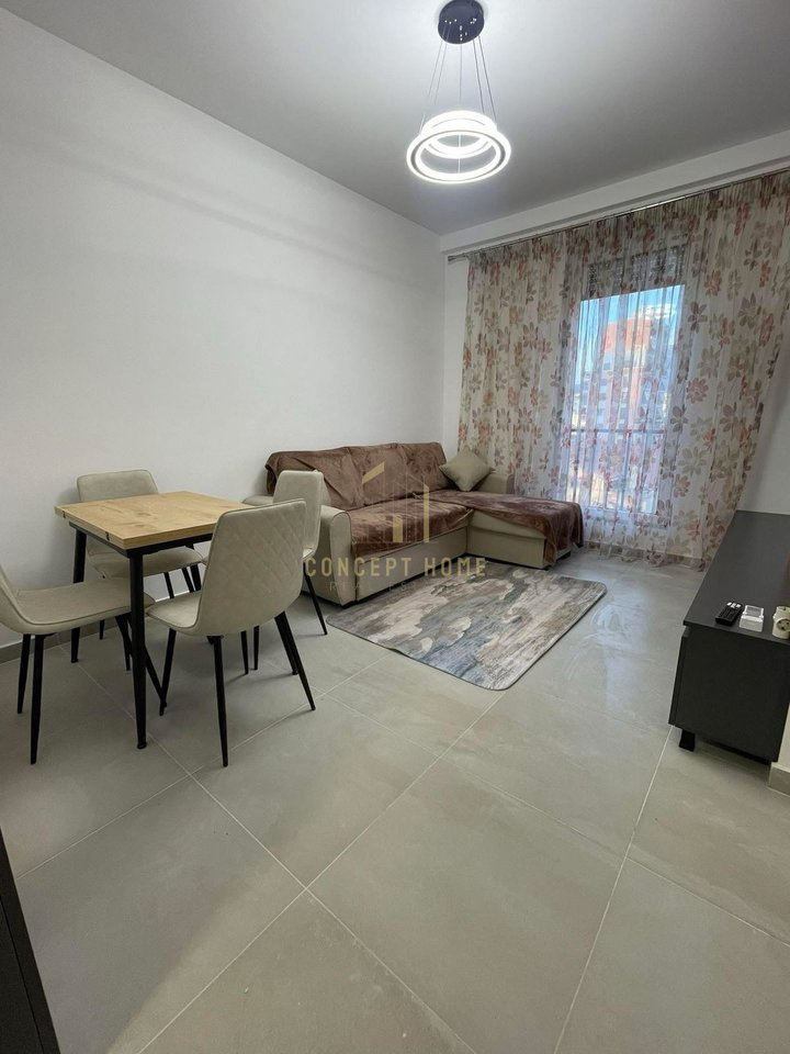 For rent 1+1 apartment in Pazari Ri