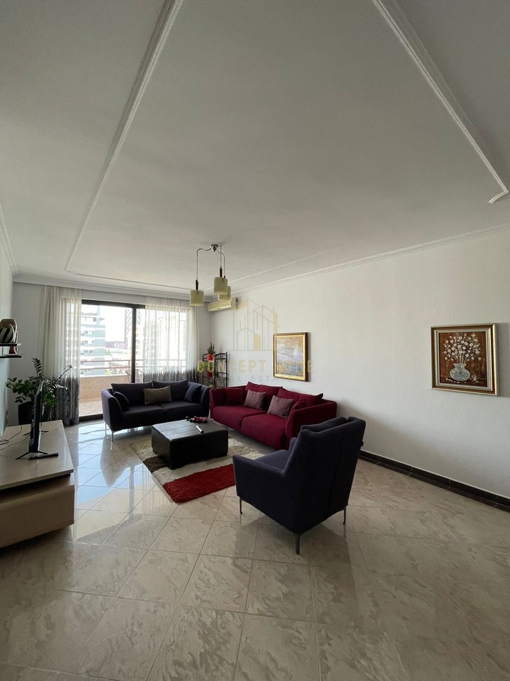 2+1+2 Apartment for Rent in Blloku, Tirana - 800€ | 140 m²