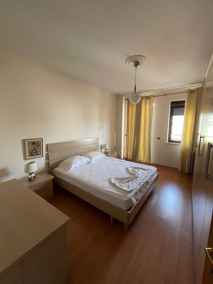 2+1+2 Apartment for Rent in Blloku, Tirana - 800€ | 140 m²