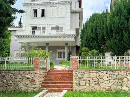 Villa in vendita ad Akacia Hills Residence