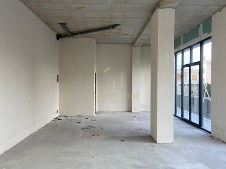 Business premises for rent in Paskuqan