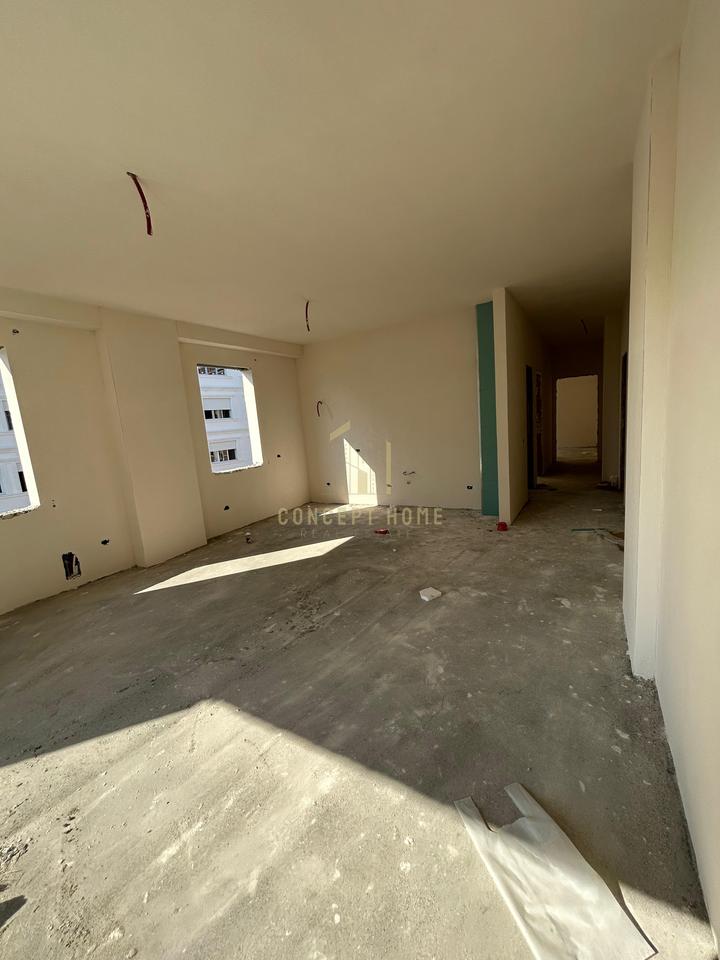 Super 2+1 apartment for sale in Kamez (White Power SHPK)