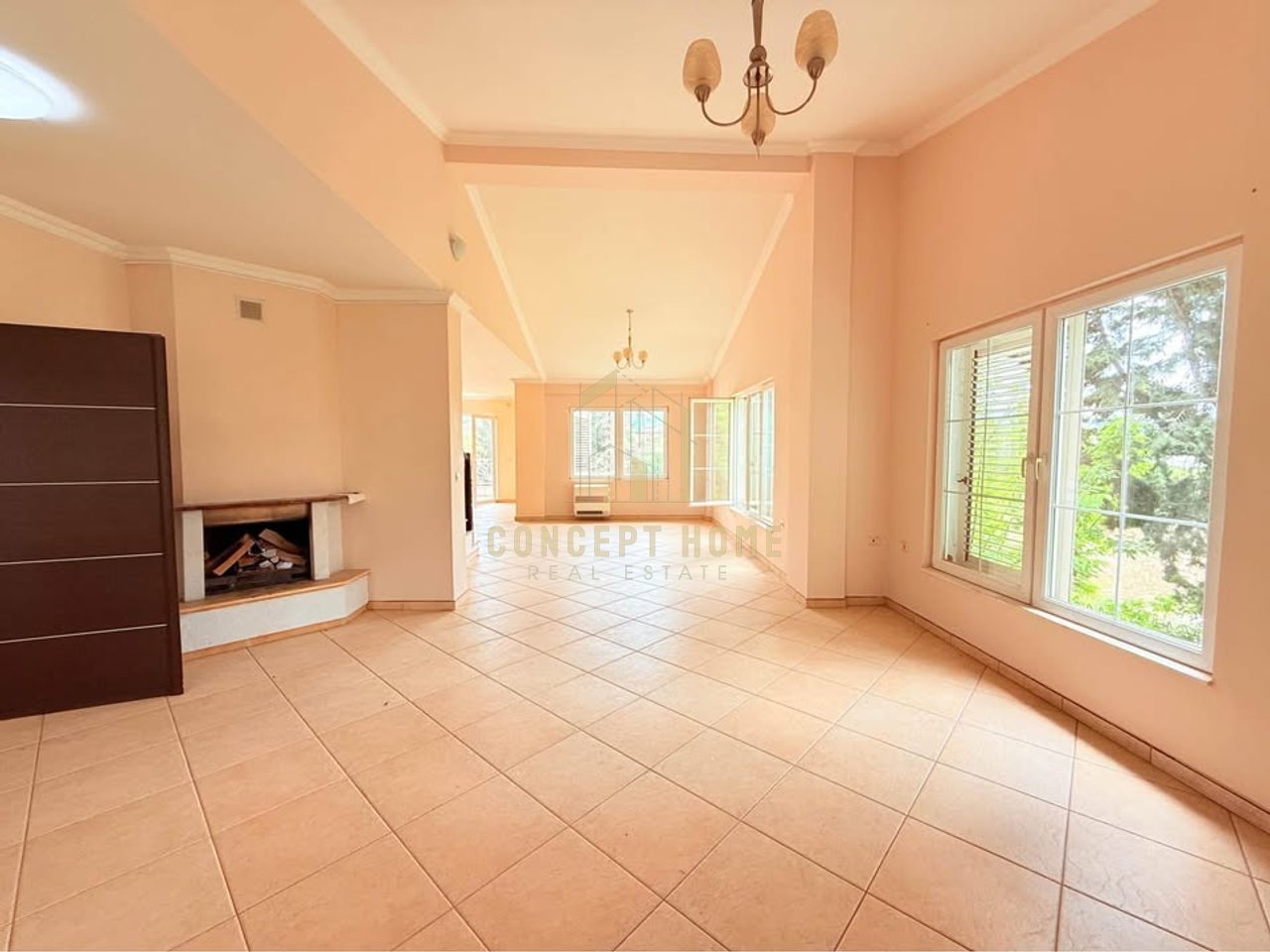 Villa in vendita ad Akacia Hills Residence