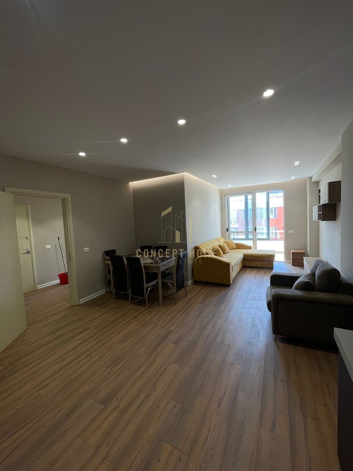Shitet Apartament 2+1 ne Astir