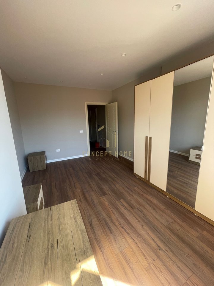 Shitet Apartament 2+1 ne Astir