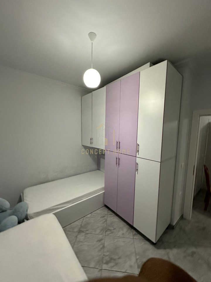 Jepet me qera Apartament 2+1 Ne Astir