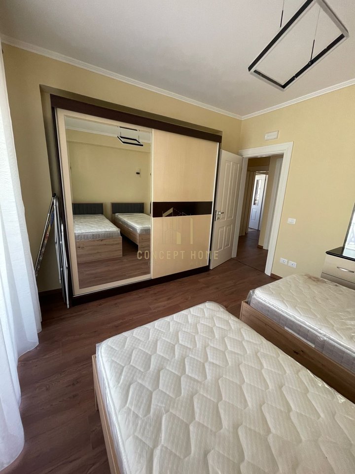 Jepet me qira Apartament 2+1+2 +Kuzhine , Bllok
