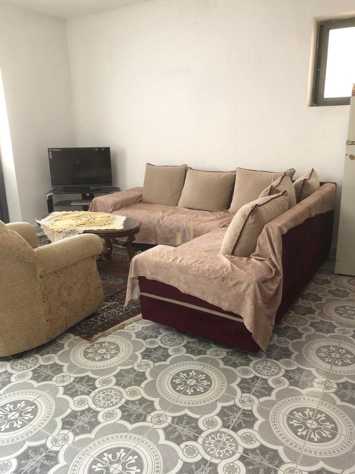 Private 2+1 house for rent behind the Faculty of Medicine