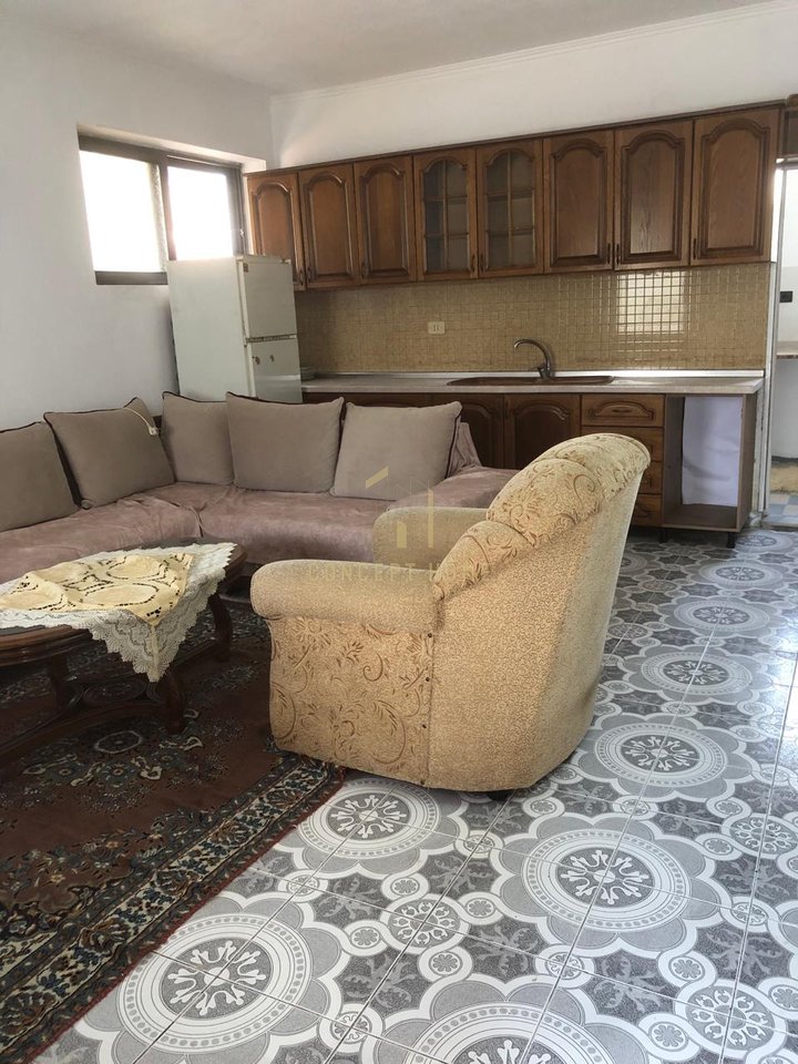 Private 2+1 house for rent behind the Faculty of Medicine