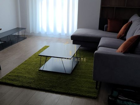 Appartamento 1+1 in affitto a Univers City