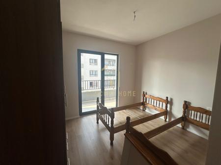 1+1 apartment for rent in Kamez
