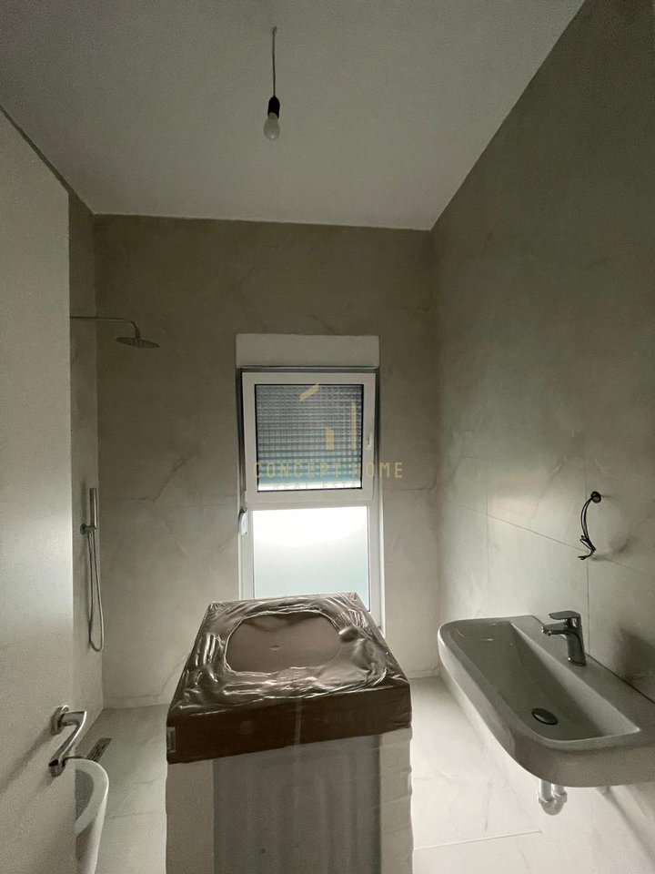 Jepen apartmene me qera 1+1 ne Ali Dem