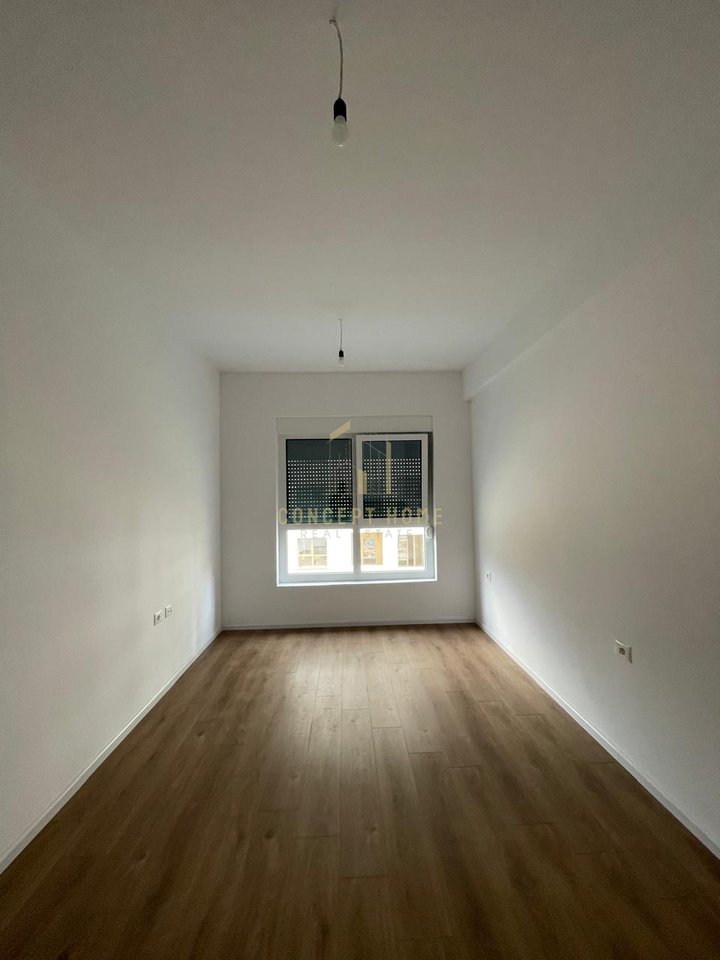 Jepen apartmene me qera 1+1 ne Ali Dem