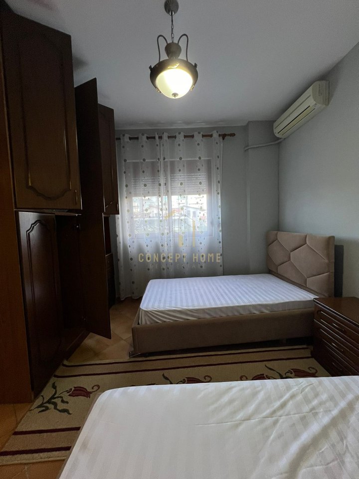 Appartamento 3+2 in Affitto nel Comune di Parigi, Tirana - 850€ | 105 m²