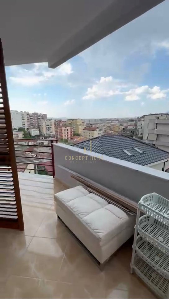 Shitet apartament 1+1 prane Kodra e diellit