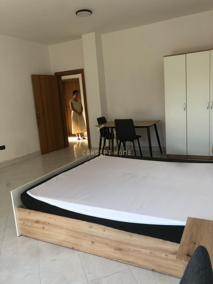 Si affitta monolocale in Via Haxhi Bardhi
