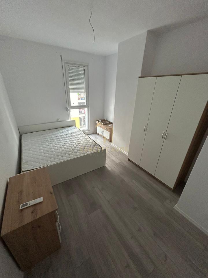 Appartamento 2+1+2 in affitto a Univers City