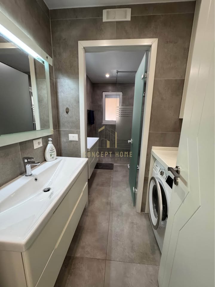 Jepet me qera apartament 2+1 ne Bllok