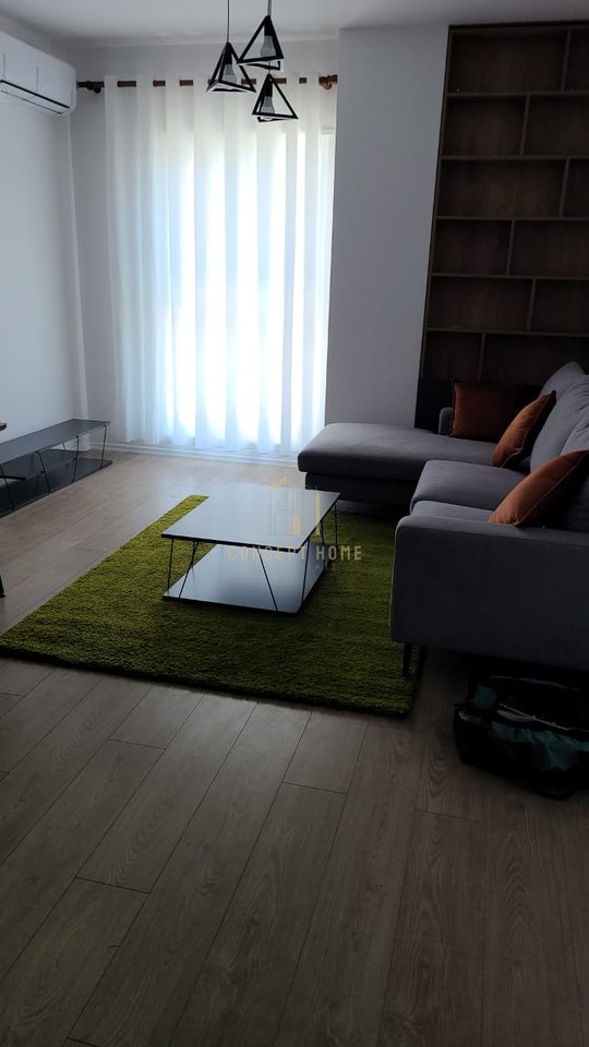 Jepet me qera Apartament 1+1 te Univers City