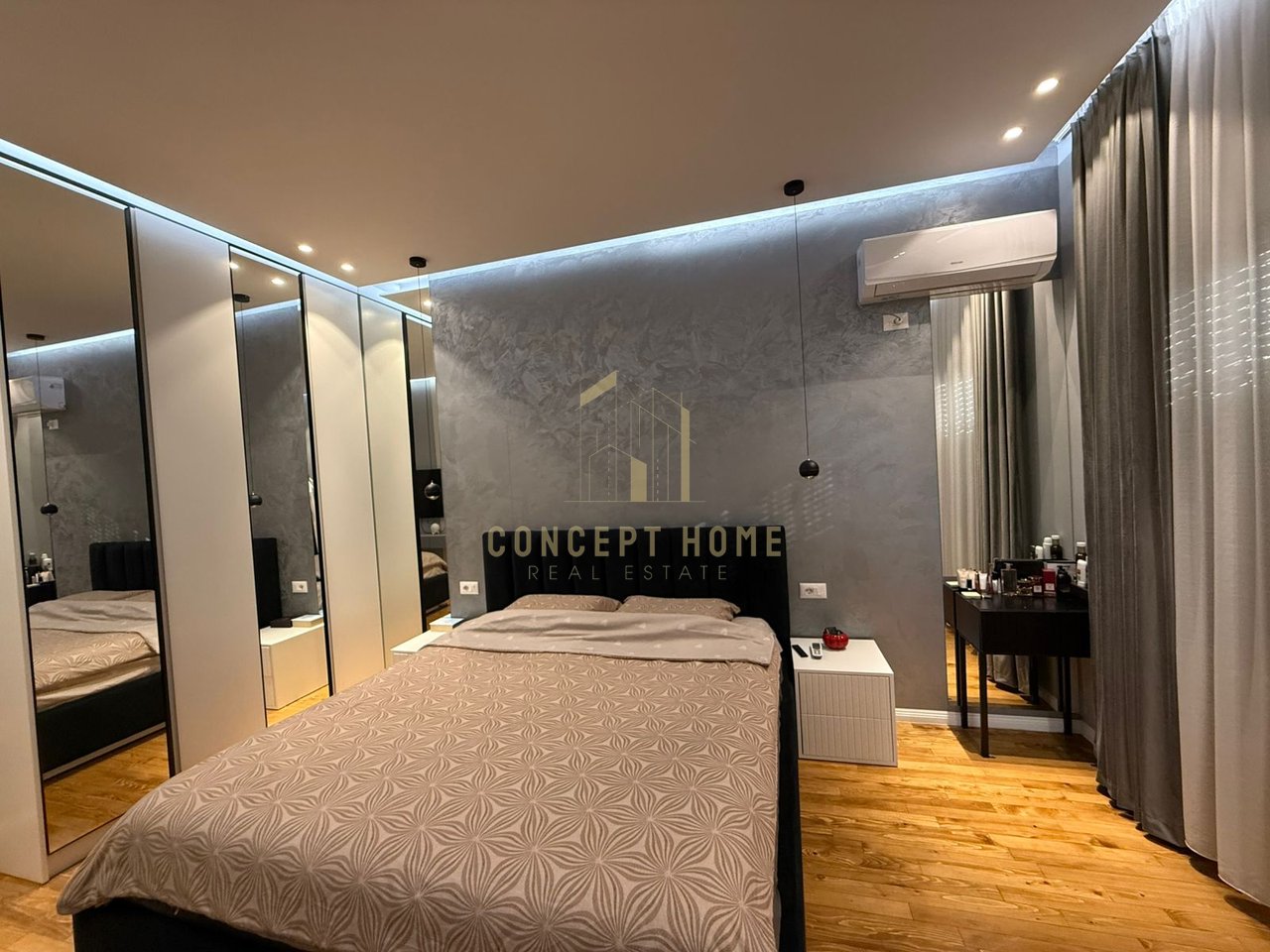 APARTAMENT (PENTHOUSE) NE SHITJE NE FRESK 2+1+2 (1 DHOME E DETIKUAR PER PALESTER)