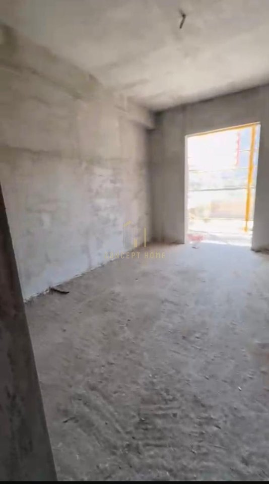 Shitet apartament 2+1 ne Paskuqan.