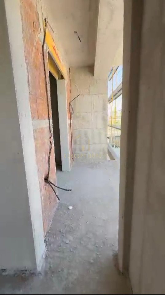 Shitet apartament 2+1 ne Paskuqan.