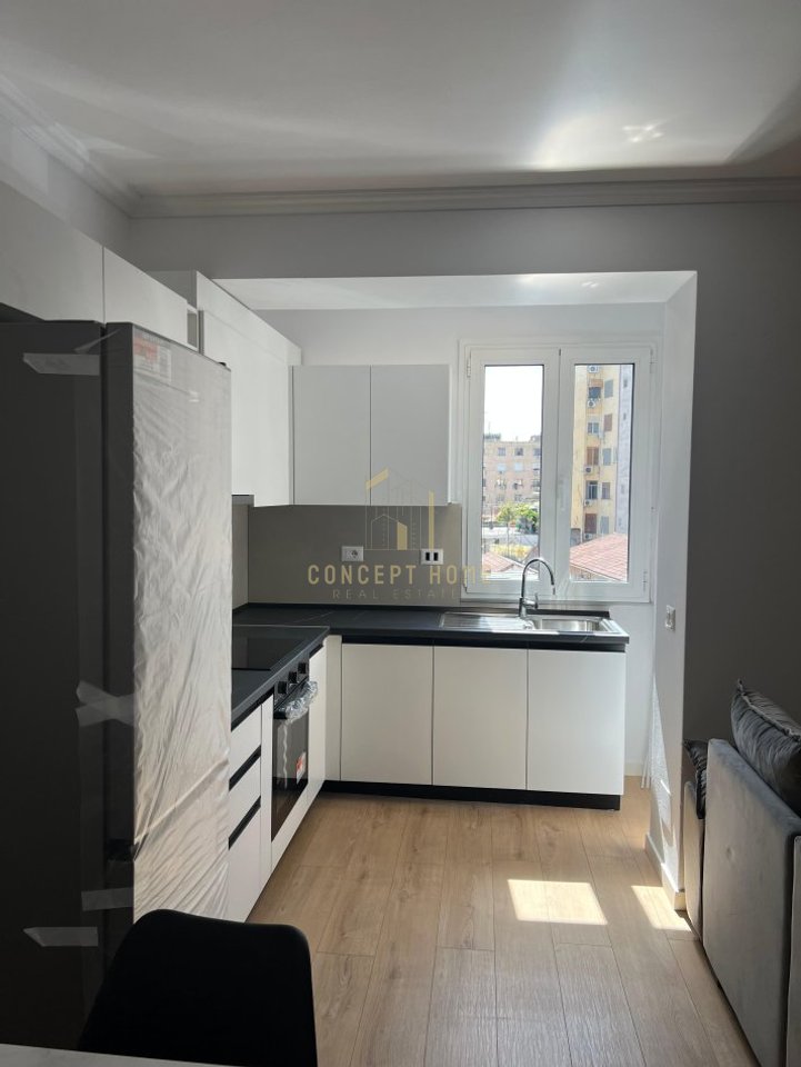 Apartment 2+1 for rent at Zogu I Boulevard