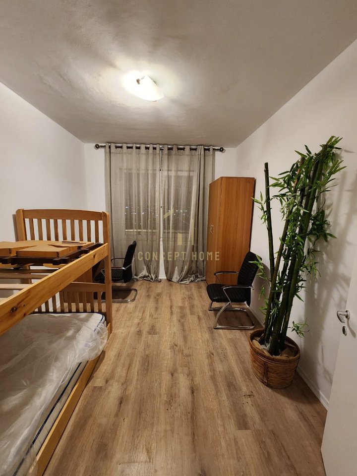 Jepet me qera apartament 2+1 tek Univers City