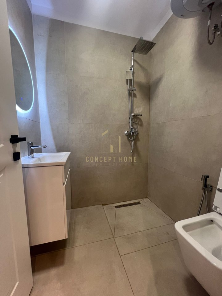 Appartamento 1+1 in Vendita a 21 Dhjetori, Tirana - 105000€ | 45 m²