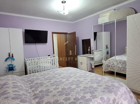 ? Apartament në shitje – Komuna e Parisit