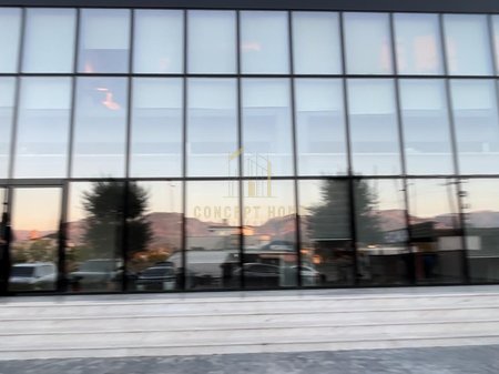 A 3-story warehouse for rent in Kamez