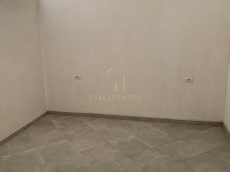 Apartment 2+1 for sale in Xhamlliku