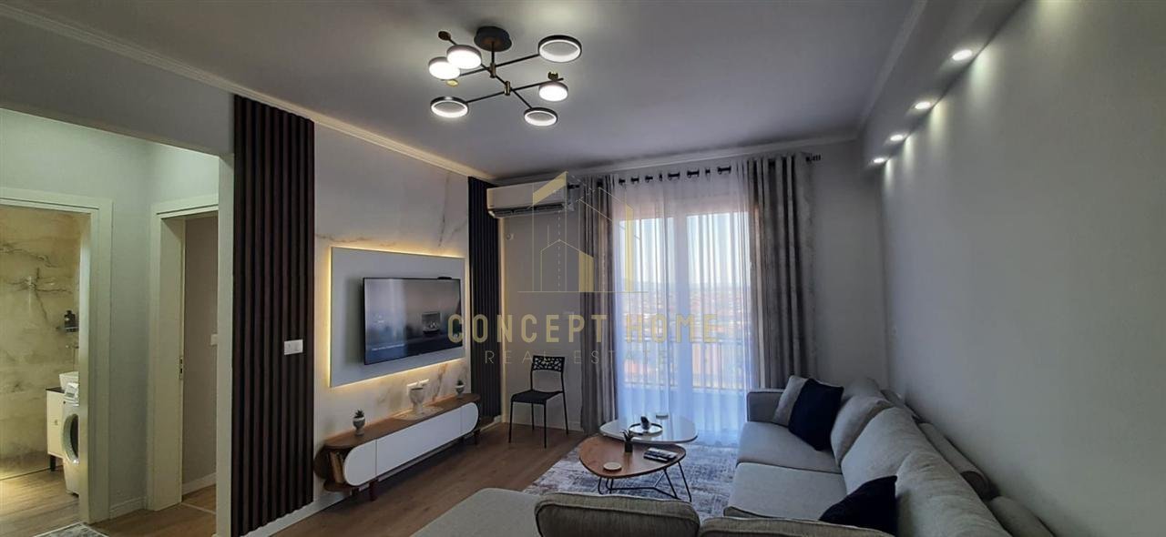 Apartment 2+1 for sale in Kamez