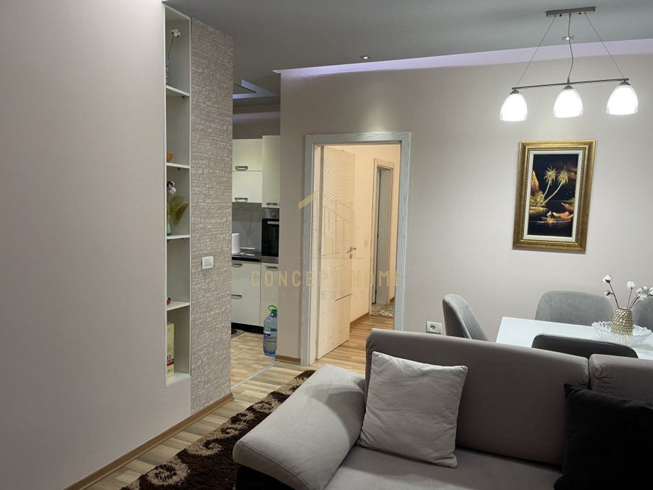 Appartamento 2+1 in affitto ad Astir