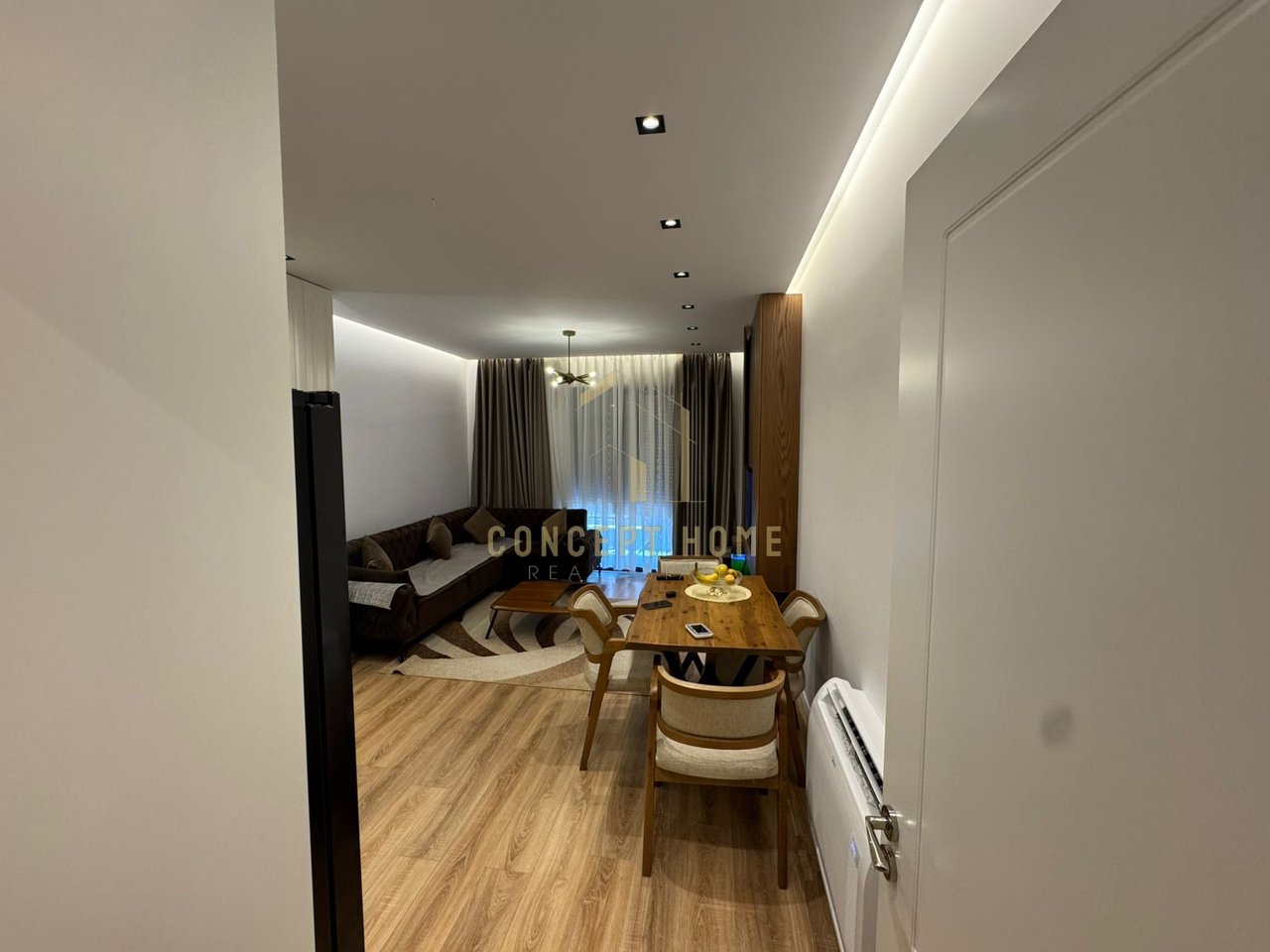 Shitet apartament 2+1 ne Kinostudio